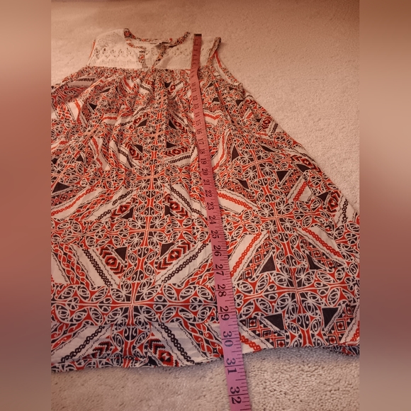 Retro 60’s Geometric Crochet Sleeveless Mini Dress – Red & Black Patterned Tunic - Picture 10 of 12
